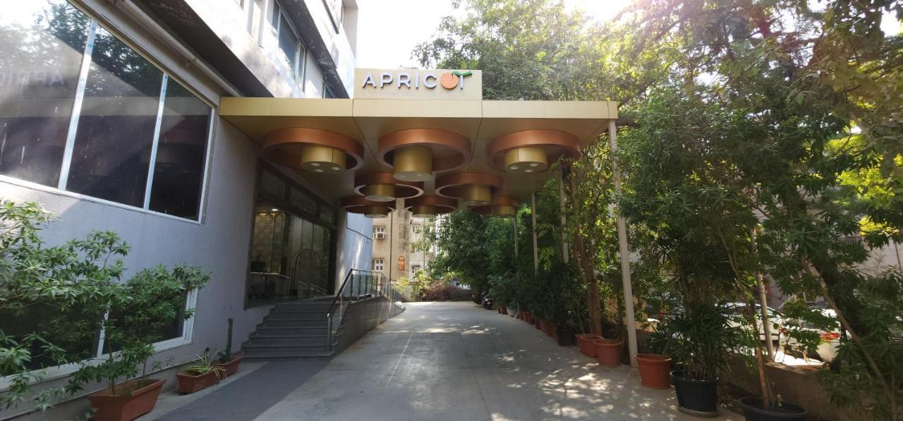 Apricot Hotel , Ахмедабад Екстер'єр фото