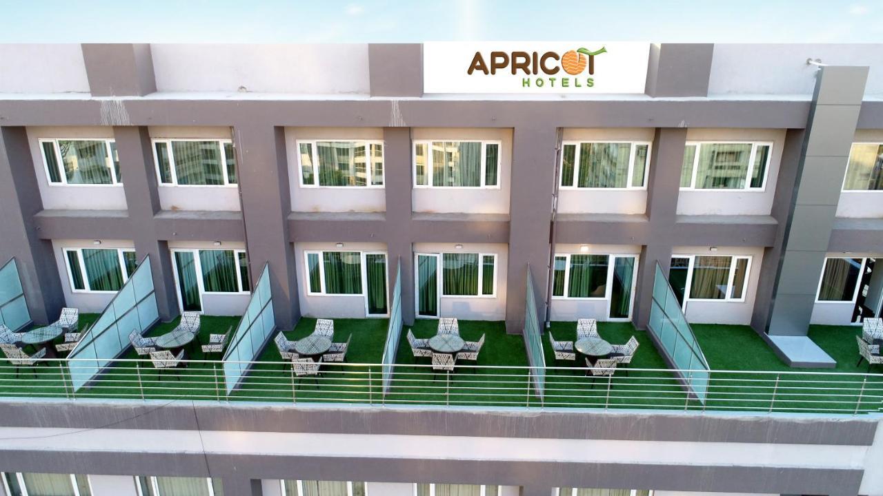 Apricot Hotel , Ахмедабад Екстер'єр фото