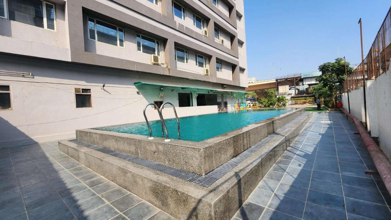 Apricot Hotel , Ахмедабад Екстер'єр фото